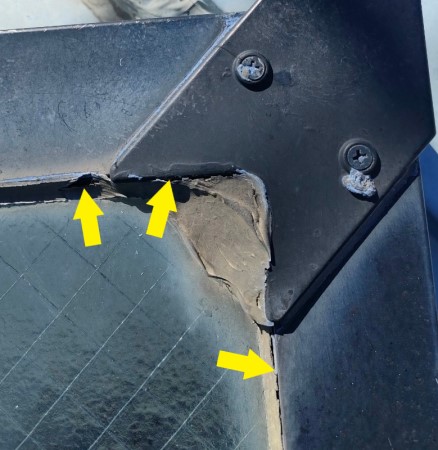 天窓　トップライト　コーキング割れ　雨漏り